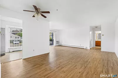 557 Glendale Avenue #557, Bridgeport, CT 06606 - Photo 8