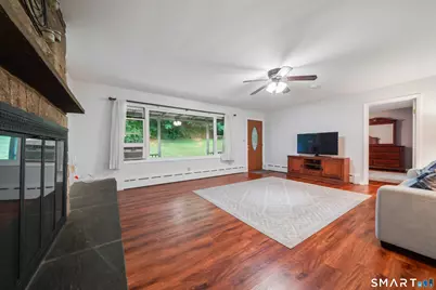 40 Comstock Hill Avenue, Norwalk, CT 06850 - Photo 8