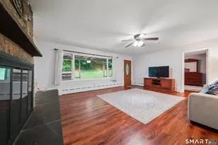 40 Comstock Hill Ave, Norwalk, CT 06850 - Photo 8