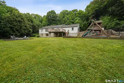 40 Comstock Hill Avenue, Norwalk, CT 06850 - Photo 24