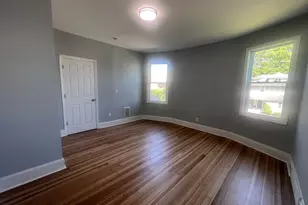 333 Ridgefield Ave, Bridgeport, CT 06610 - Photo 6