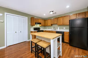 46 S Cherry St, Wallingford, CT 06492 - Photo 8