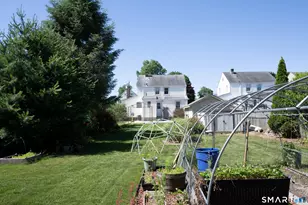346 Woodstock Ave, Stratford, CT 06614 - Photo 18