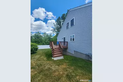 1943 Logans Way, Windsor, CT 06095 - Photo 4