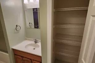 1943 Logans Way, Windsor, CT 06095 - Photo 24