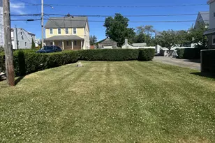 36 Charles St, Stamford, CT 06902 - Photo 16