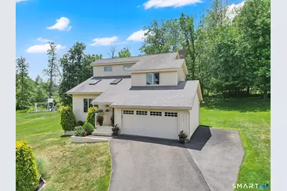 18 Harnish Lane, Wallingford, CT 06492 - Photo 2