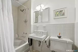 10 Joan Rd, Stamford, CT 06905 - Photo 14