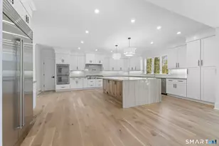150 Wildwood Rd, Stamford, CT 06903 - Photo 16