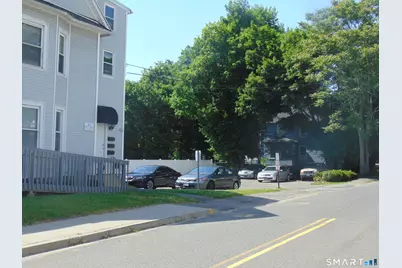131 Homer Street, Waterbury, CT 06704 - Photo 6