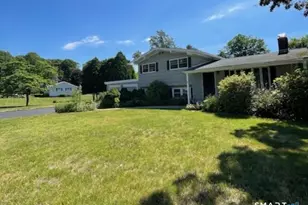 21 Mcdermott Cir, Hamden, CT 06518 - Photo 1