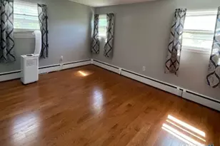 21 Mcdermott Cir, Hamden, CT 06518 - Photo 12