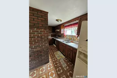 645 Silver Sands Road, East Haven, CT 06512 - Photo 4