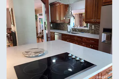 70 Clay Hill Road, Stamford, CT 06905 - Photo 12