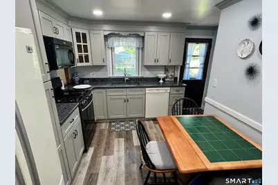 10 Barone Road, East Lyme, CT 06357 - Photo 6