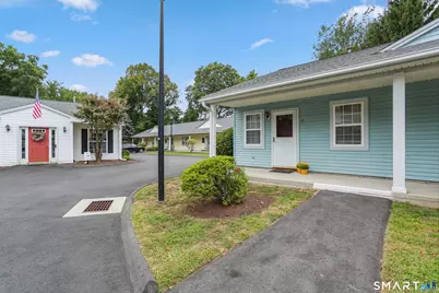 333 West Avenue #15, Milford, CT 06461 - Photo 2