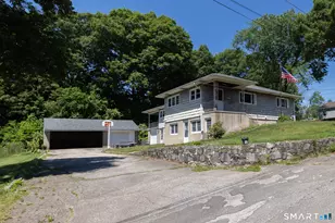 115 Hauser St, Waterbury, CT 06704 - Photo 2