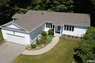 23 Hillcrest Dr, Montville, CT 06382 - Photo 4