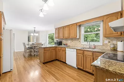 47 Autumn Ridge Road, Shelton, CT 06484 - Photo 4