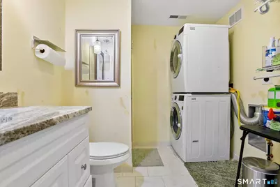 108 Dudley Street, New Britain, CT 06053 - Photo 24