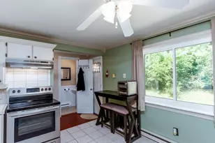 273 Queen St, Southington, CT 06489 - Photo 10