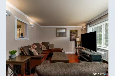 273 Queen Street #14E, Southington, CT 06489 - Photo 2