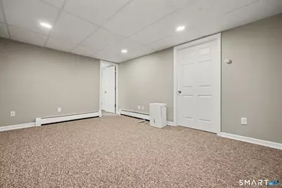 275 York Street, Stratford, CT 06615 - Photo 24