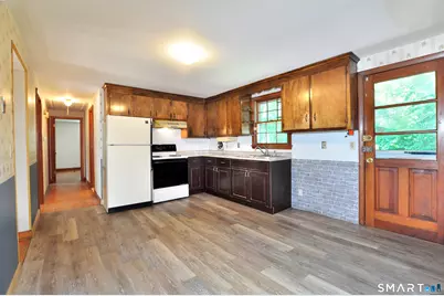621 Kennedy Road, Windsor, CT 06095 - Photo 12
