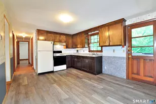 621 Kennedy Rd, Windsor, CT 06095 - Photo 12