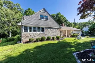 74 Dino Rd, Bristol, CT 06010 - Photo 4