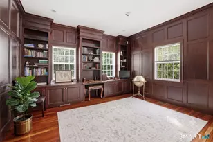 18 W Haviland Ln, Stamford, CT 06903 - Photo 20