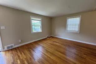 1164 Whitney Ave, Hamden, CT 06517 - Photo 4