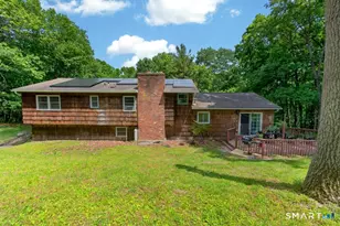 325 New Milford Rd E, Bridgewater, CT 06752 - Photo 2