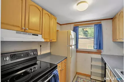 13 Predem Road, Bristol, CT 06010 - Photo 8