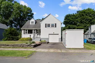 63 Bates St, Hartford, CT 06114 - Photo 2