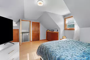 63 Bates St, Hartford, CT 06114 - Photo 18