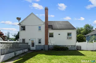 63 Bates St, Hartford, CT 06114 - Photo 30