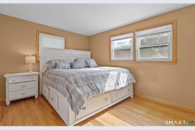 63 Bates Street, Hartford, CT 06114 - Photo 12