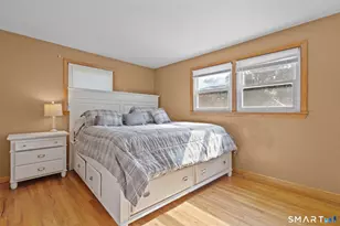 63 Bates St, Hartford, CT 06114 - Photo 12