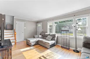 63 Bates St, Hartford, CT 06114 - Photo 8