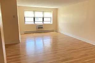 9 Park St, Norwalk, CT 06851 - Photo 2