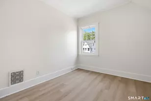 84 Sherwood Pl, Greenwich, CT 06830 - Photo 18