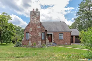 816 Woodruff Rd, Orange, CT 06477 - Photo 1