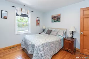 816 Woodruff Rd, Orange, CT 06477 - Photo 16