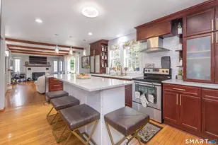 816 Woodruff Rd, Orange, CT 06477 - Photo 8
