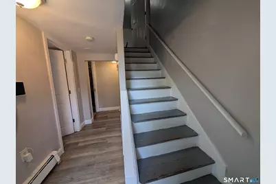 116 Rainbow Road, Bridgeport, CT 06606 - Photo 6