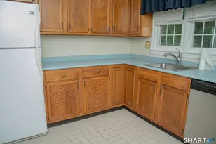 1789 Foxon Rd, North Branford, CT 06471 - Photo 6