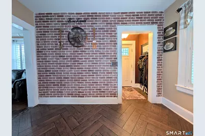 56 Higgins Avenue, Bridgeport, CT 06611 - Photo 24