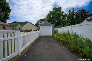 106 Filbert St, Hamden, CT 06517 - Photo 30