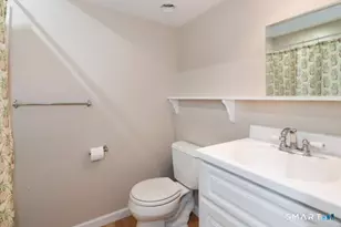 4 Fleetwood Ln, Brookfield, CT 06804 - Photo 28